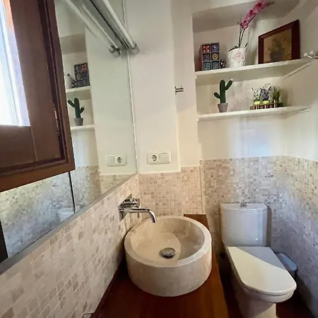 Sleep In Historic Puerta Elvira Appartamento *